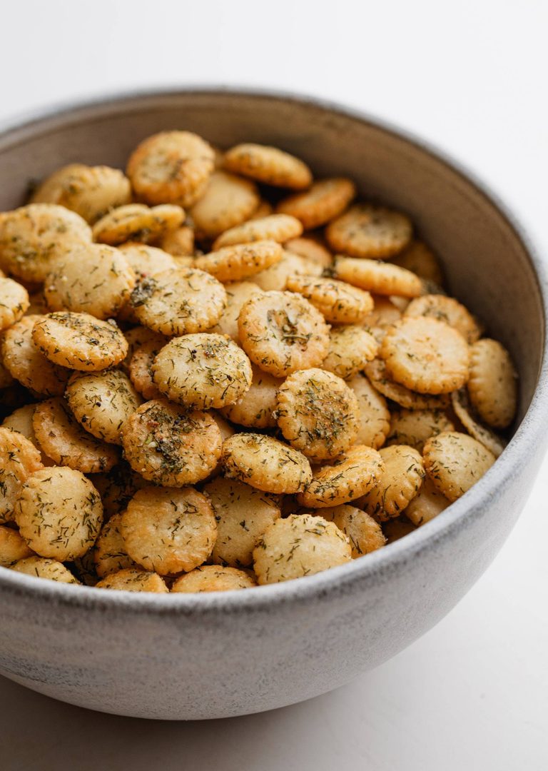 Ranch crackers in a bowl.